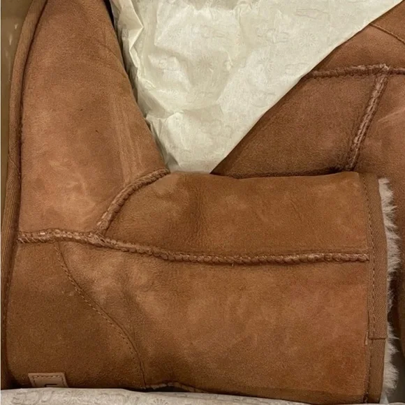 UGG classic short II - Picture 4 of 5